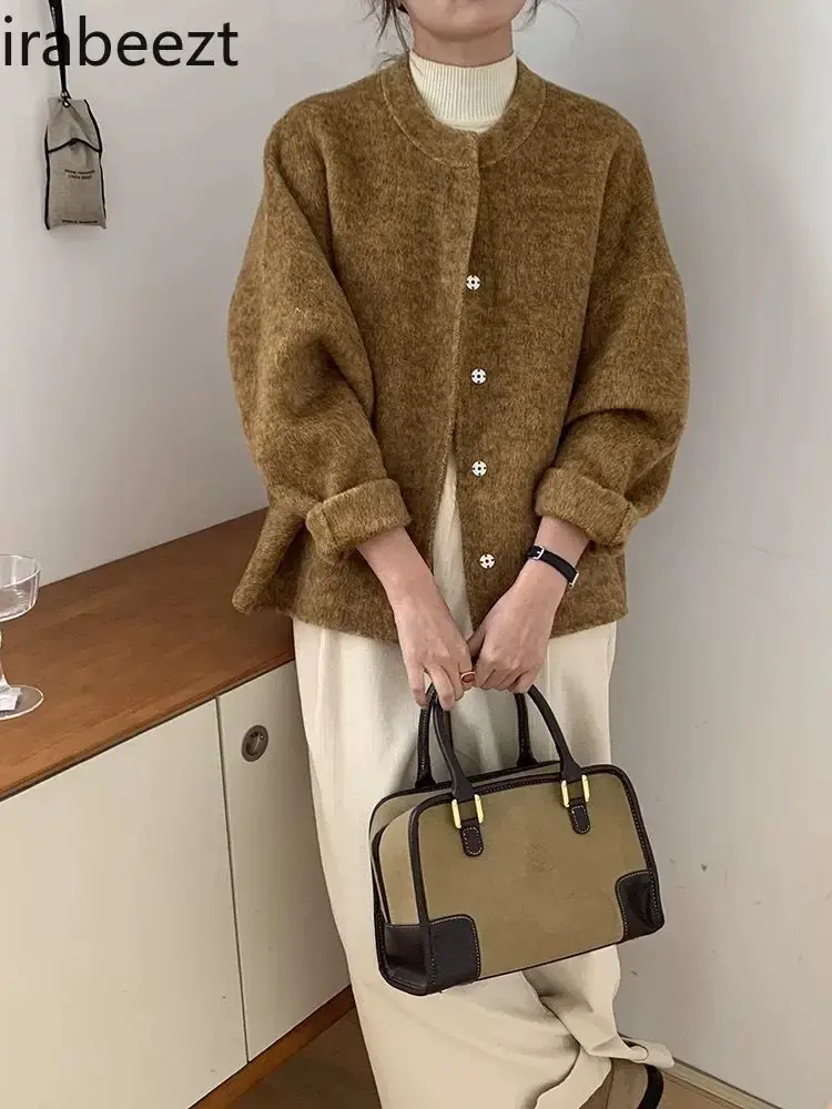 2024 New Silhouette Hand Sewn Double-sided Cashmere Jacket Women's Short Temperament Commuter Loose and Lean Wool Coat