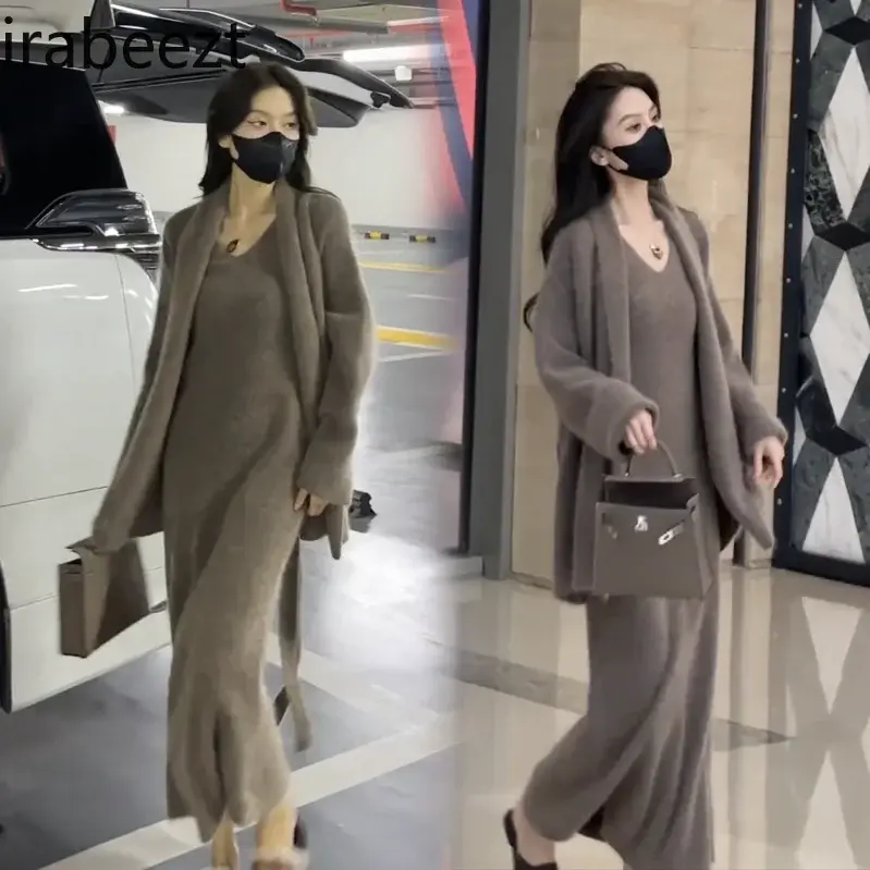 2024 New Early Autumn Small Knit Inside Dress and Cardigan Autumn and Winter Senior Ensemble Femme 2 Pièces Chic Jupe