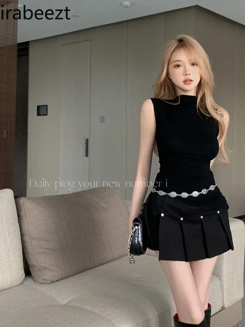 Hot Girl Slimming Design Niche Pleated Vest Irregular Mini Pleated Skirt Pants Fashion New Style Conjuntos Feminino Elegante