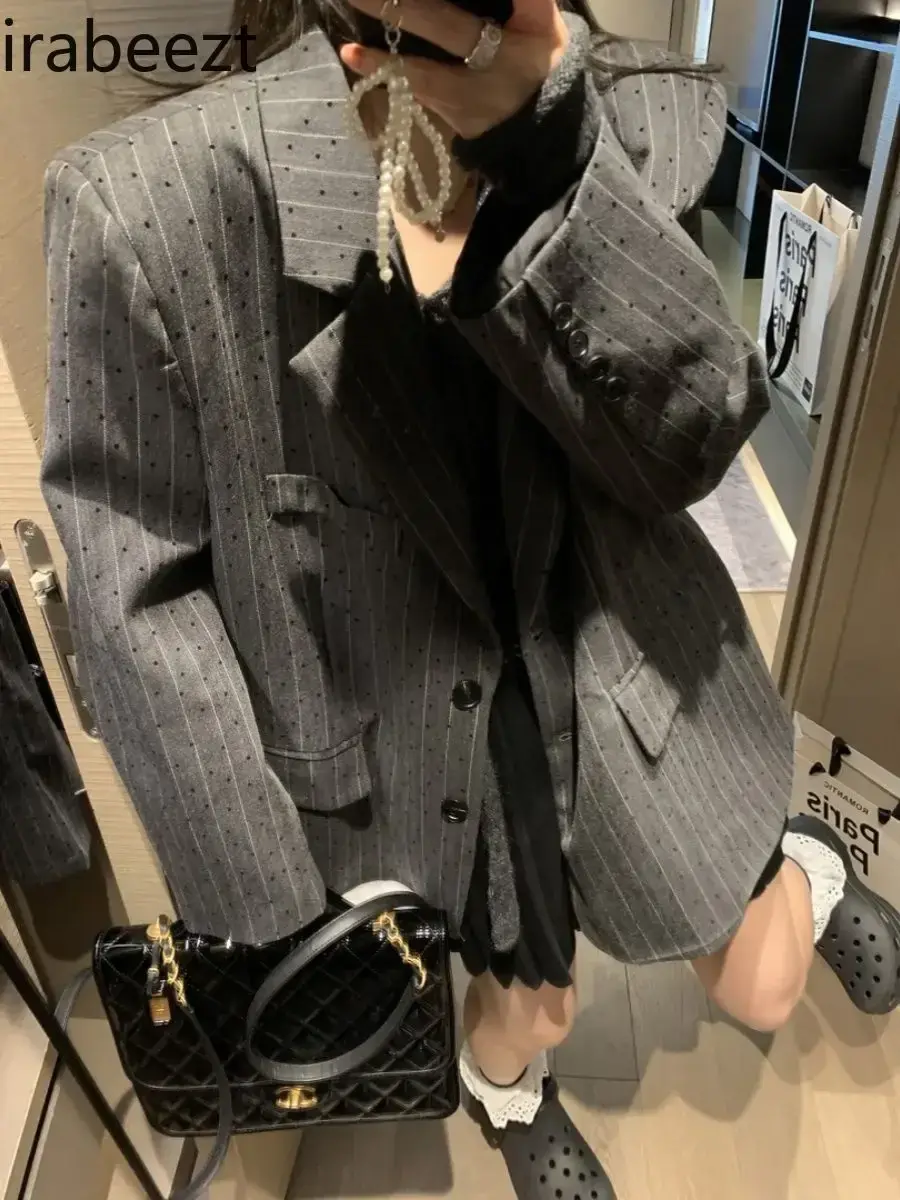 324
