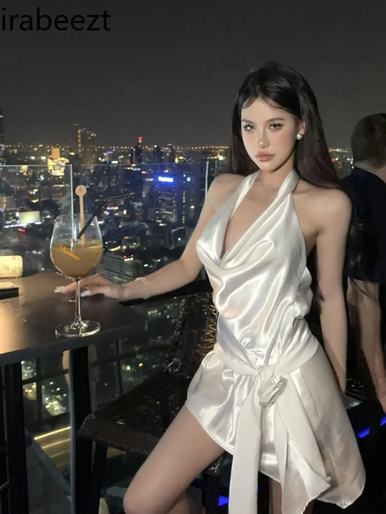 Large Size Fat Girl French Temperament Backless Halter Neck Sleeveless Robe Sexy Three-dimensional Flower Slim Short Dress