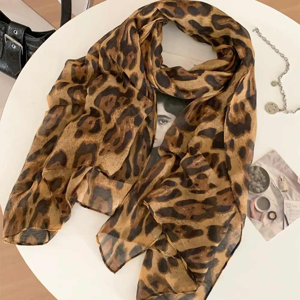 American Retro Spice Style Leopard Print Luxury Women's Senior Sense Long Silk Sexy Fulares Mujer De Para Boda Silk Scarf