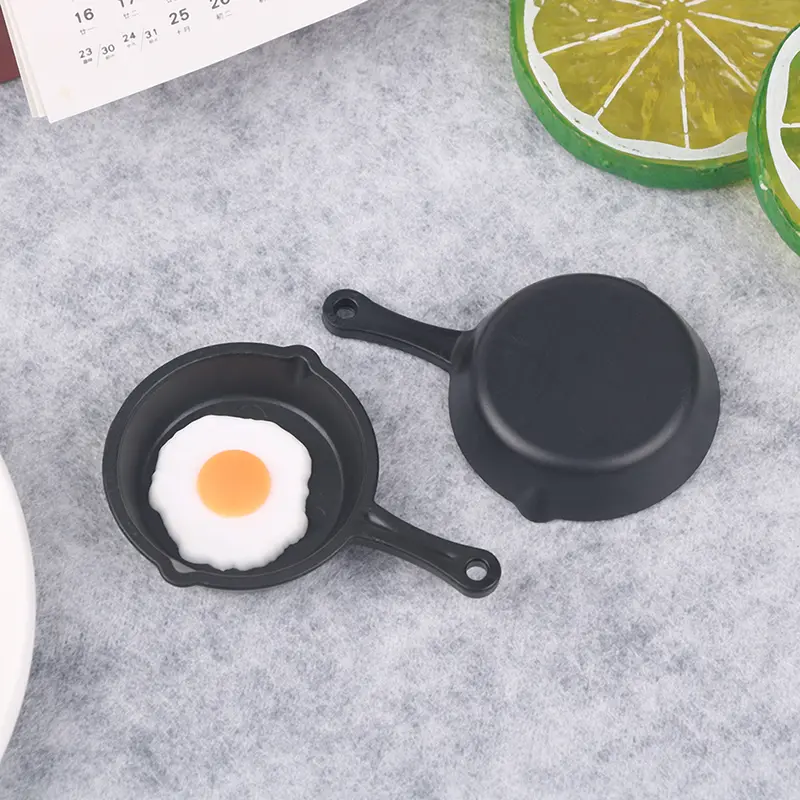 1pc 1:12 Dollhouse Miniature Plastic Frying Egg Pans for Dolls House Cooking Ware Play Kitchen Toy Accessories