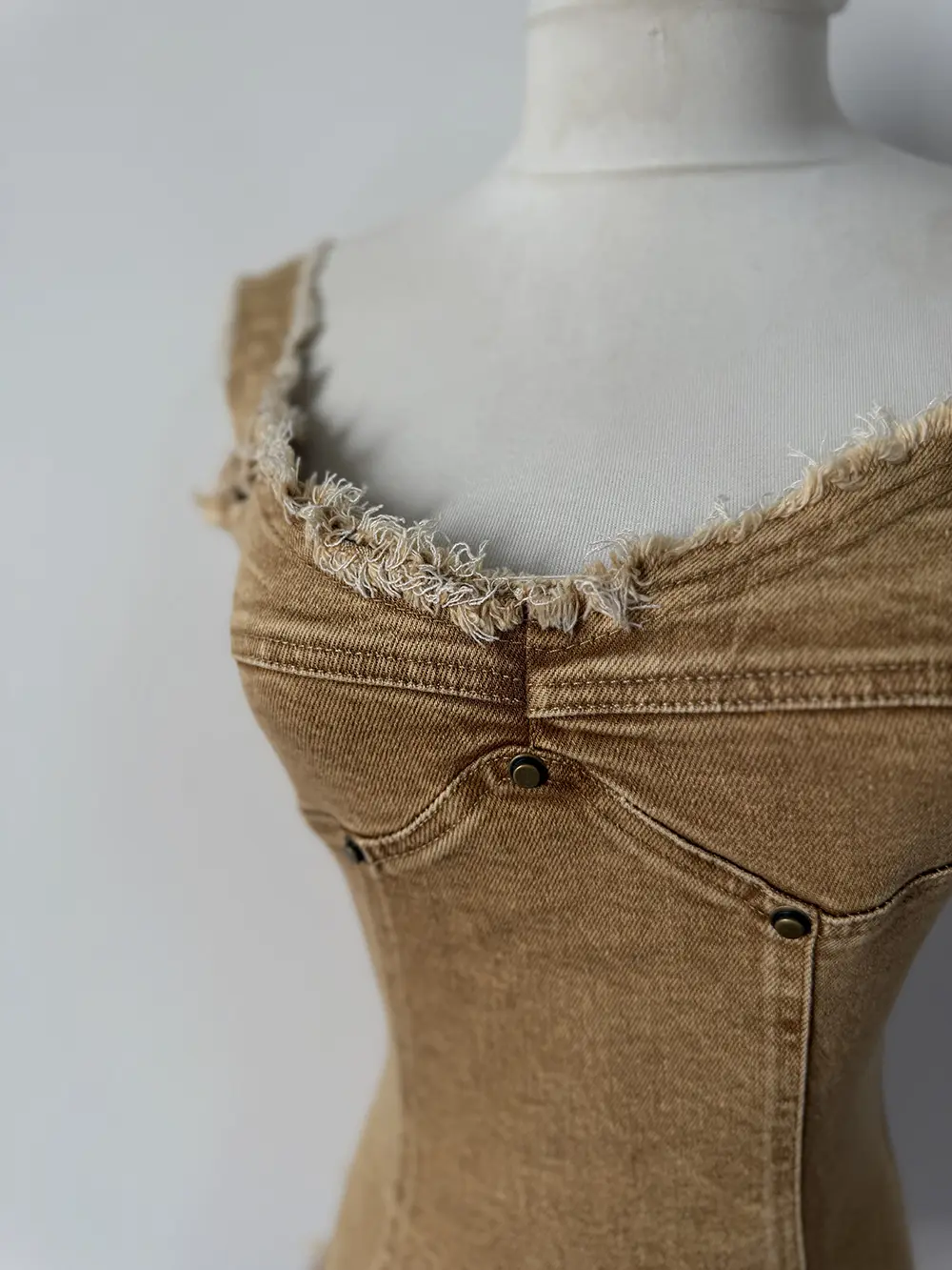 iRabeeZT 2025 Summer New American Style Age Reducing Design Denim Top for Women's Fashion Tassel Tank Top Female Clothing