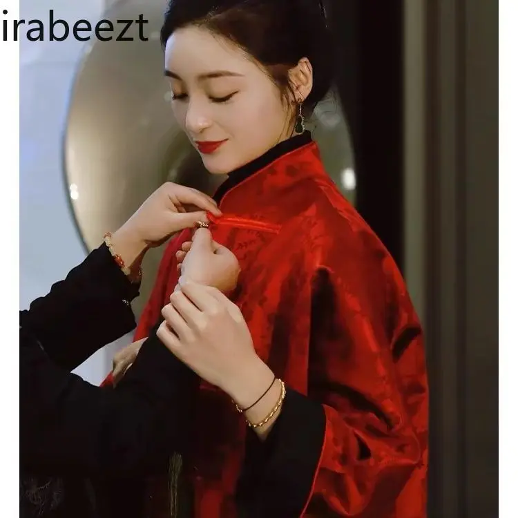 High-end and Super Good-looking New Chinese Style Stand Collar Red Top Jacket for Women 2025 Early Spring Chinese Top