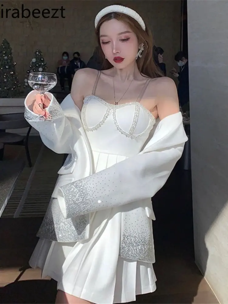 Spring Niche Design High-end Diamond Suit Jacket + Pleated Suspender Skirt Suit for Women Conjuntos Feminino Elegante