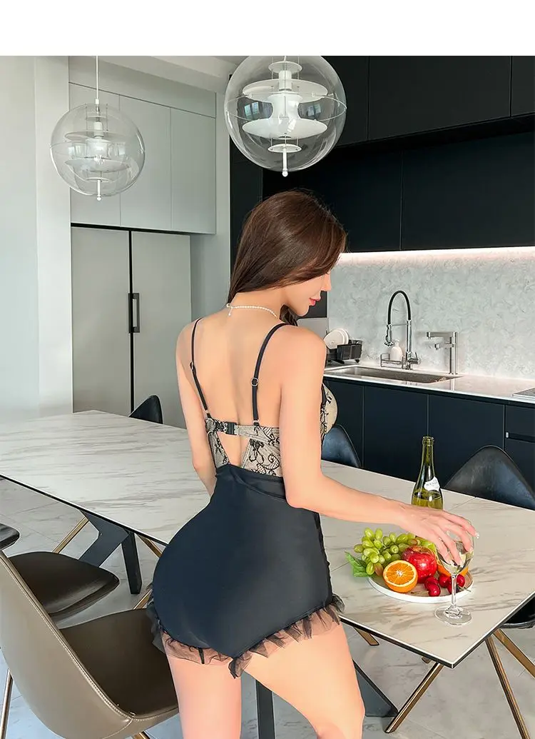 The 2025 New Style of High-end Clothing for Women Korean One-piece Slimming Student Swimsuit Blouse Swimwear Women