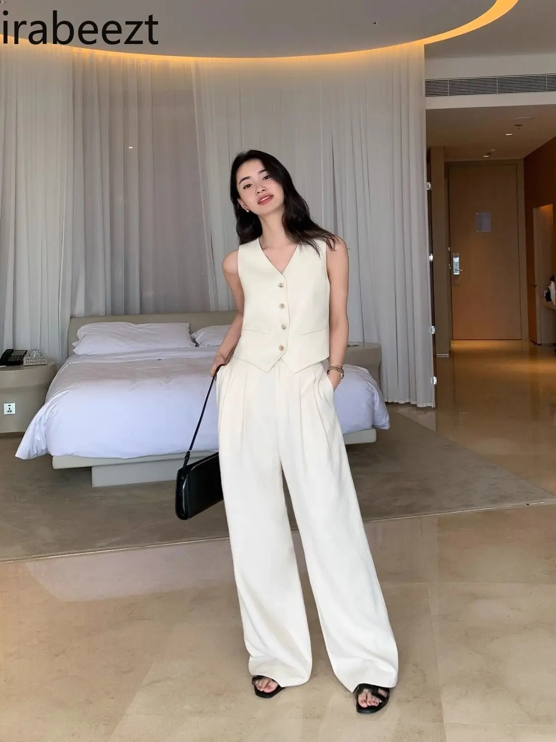 Summer Women's V-Neck Sleeveless Vest Short Hemp Linen Blend Waistcoat Casual Chic Top Breathable Fashion Roupas Femininas