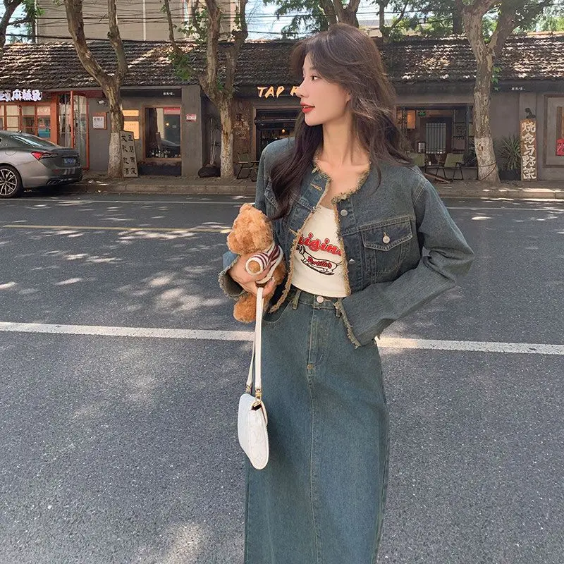 Vintage Jeans Jackets Women A-Line Skirt 2 Pieces Sets Spring New Denim Two Piece Suits Lady Clothing
