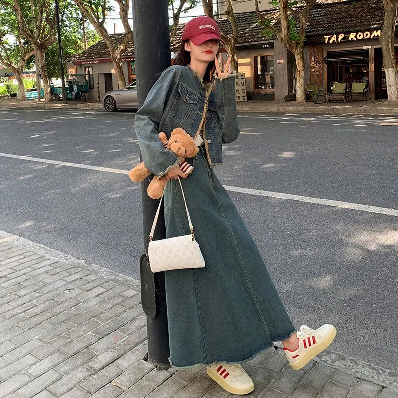 Vintage Jeans Jackets Women A-Line Skirt 2 Pieces Sets Spring New Denim Two Piece Suits Lady Clothing