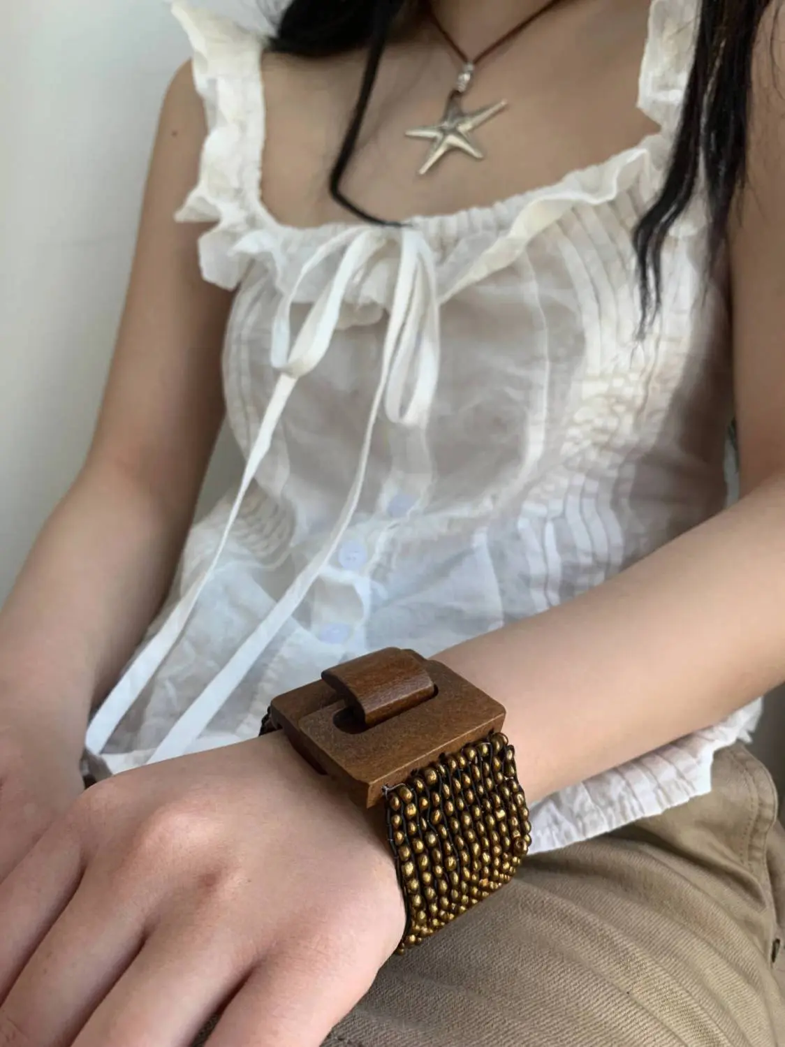 Handmade retro wooden golden beaded small daily bracelet accessories Mainland China luxury brand bracelets for women