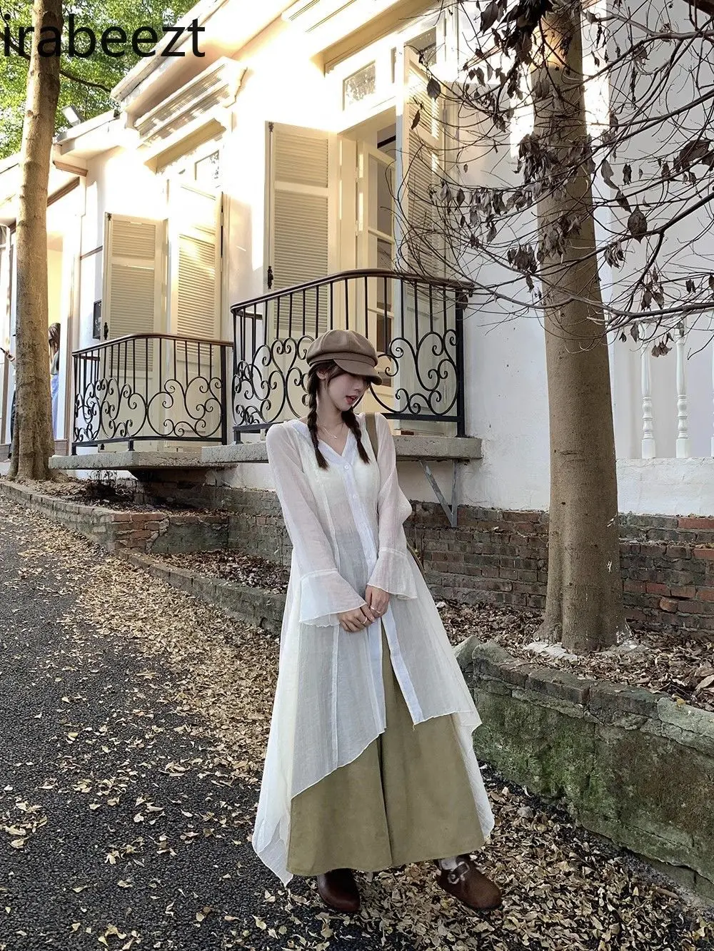 Autumn Irregular Long-Sleeve Cut-Out Shirt for Women - Chic Bohemian Tea-Washed Floral Blouse with Side Slit Vintage Casual