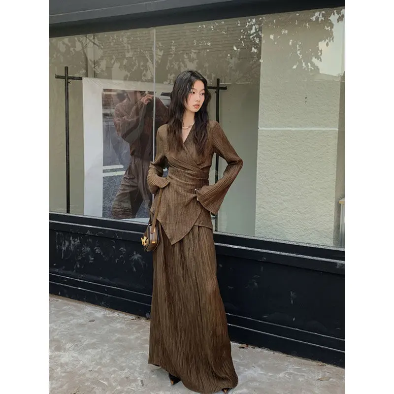 Spring Loose Fit & Elegant Style Women's Outfit - Designer V-Neck Cardigan Top with Pleated Details + High-Waist Slimming Skirt