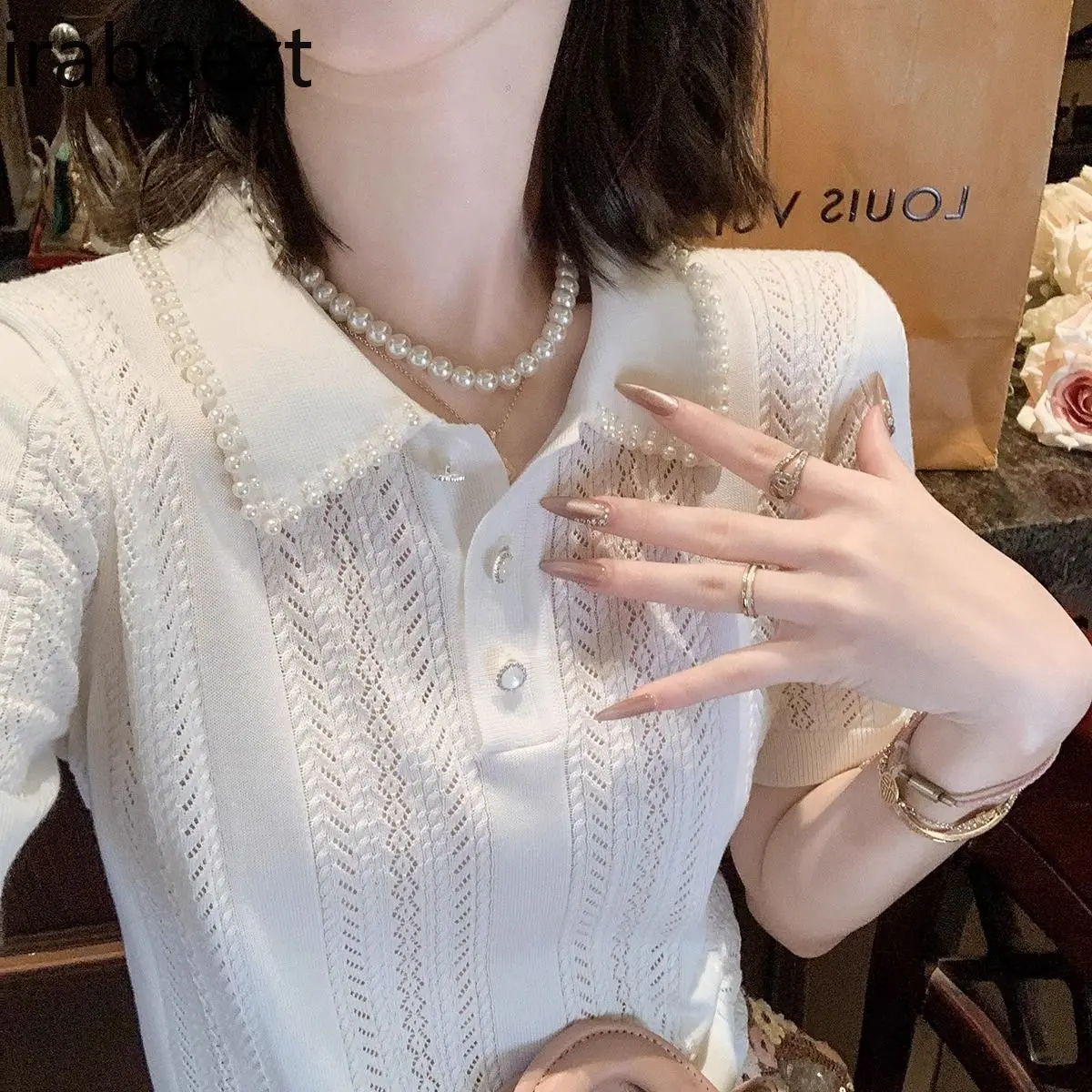 324