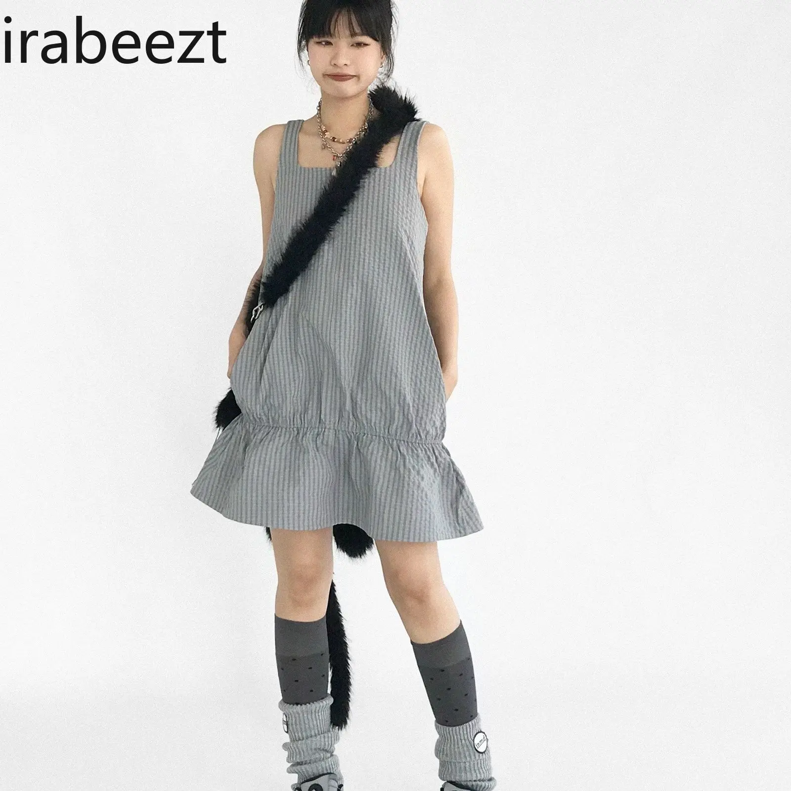 Design Girl Sweet Cool Niche Simple Commuter Style Ruffled Square Neck Suspenders Robe Sleeveless Wrinkle Chic Summer Dress