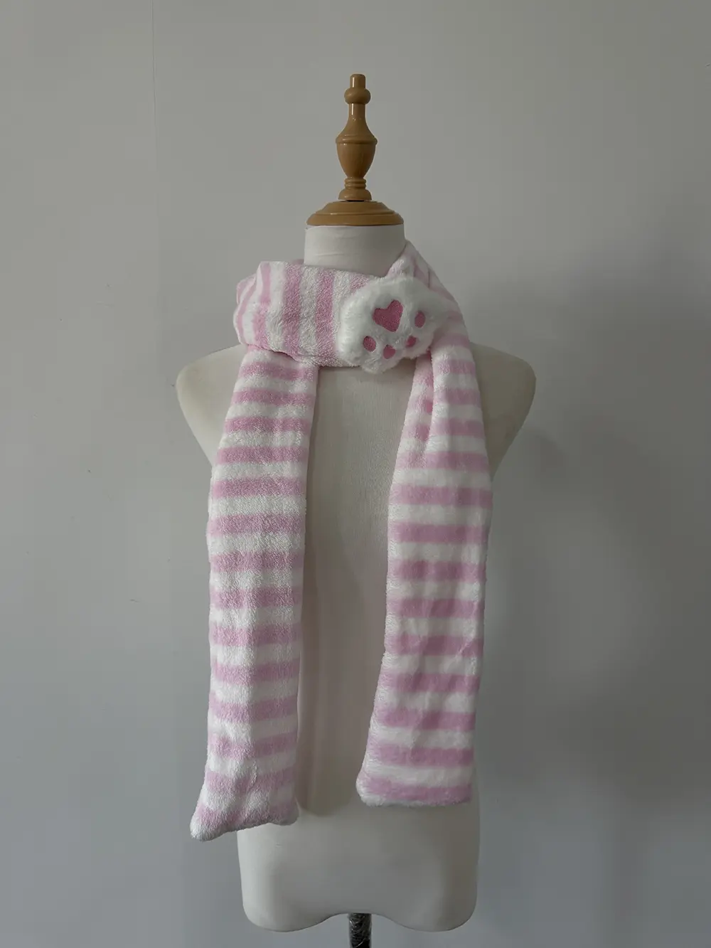 Original Homemade Mass-produced Water-color Pink Cute Cat Paw Japanese Striped Two-dimensional Scarf Women Luxury