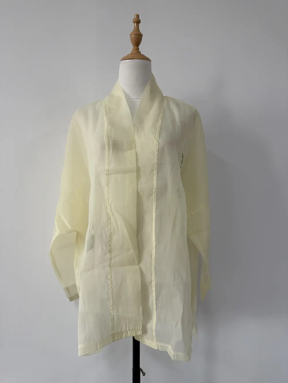 New Chinese Style High-end Young Girl Style Loose and Elegant Sunscreen Acetate Jacquard Embroidered Retro Hanfu Jacket