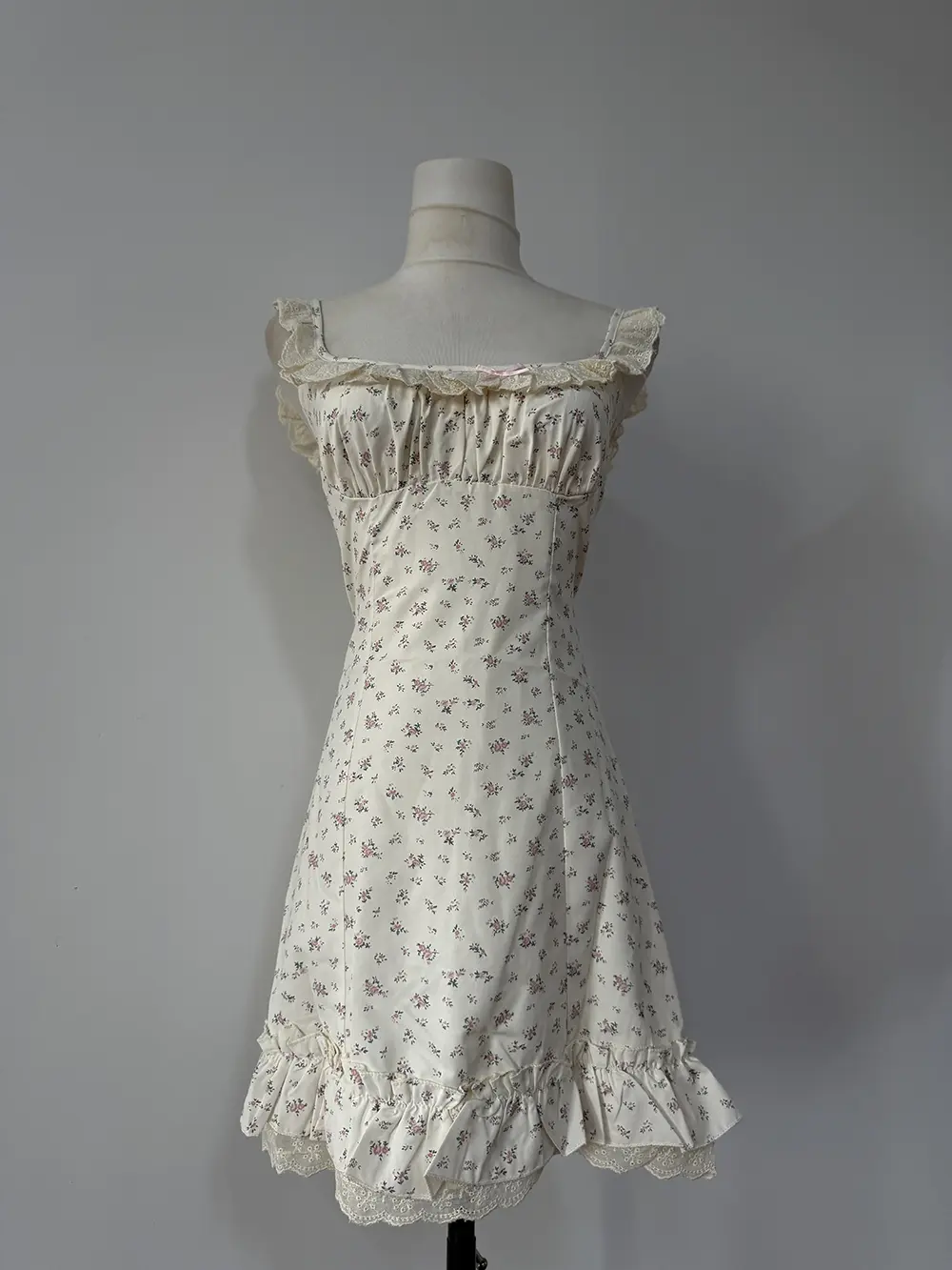 French Sweet Dress for Women Floral Halter Gown Female Summer New Fashion Waist Slimming A-line Skirt Birthday
