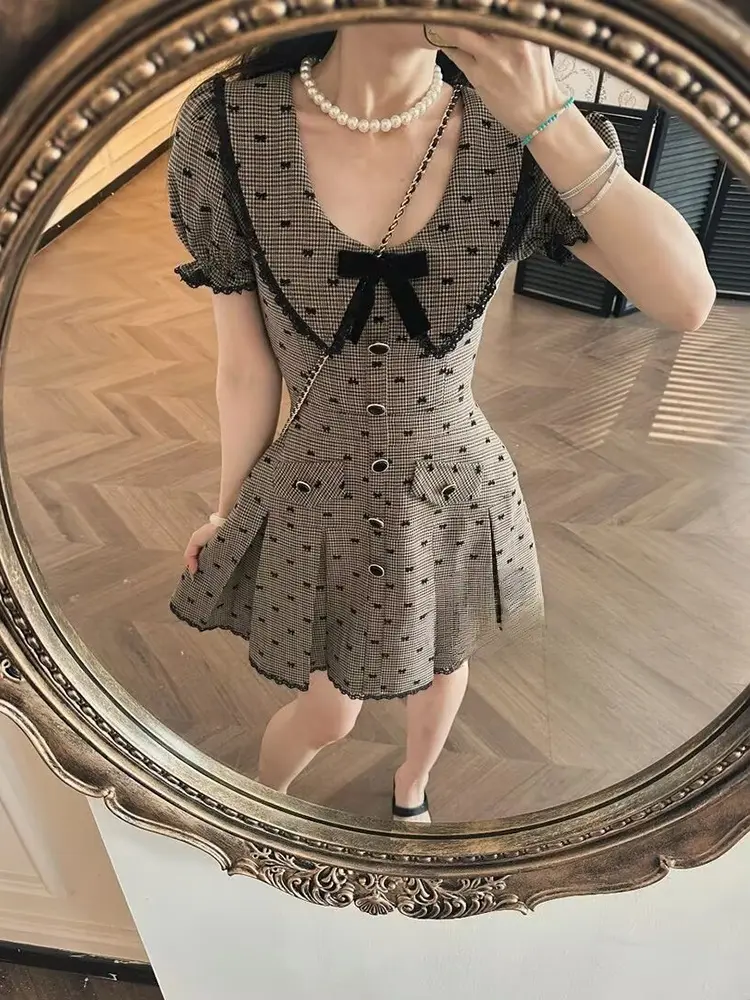 Doll Collar Pink Sweet Dress for Women Stylish Age-reducing Waist Diamond French Puff Sleeve Summer Clothing for Women