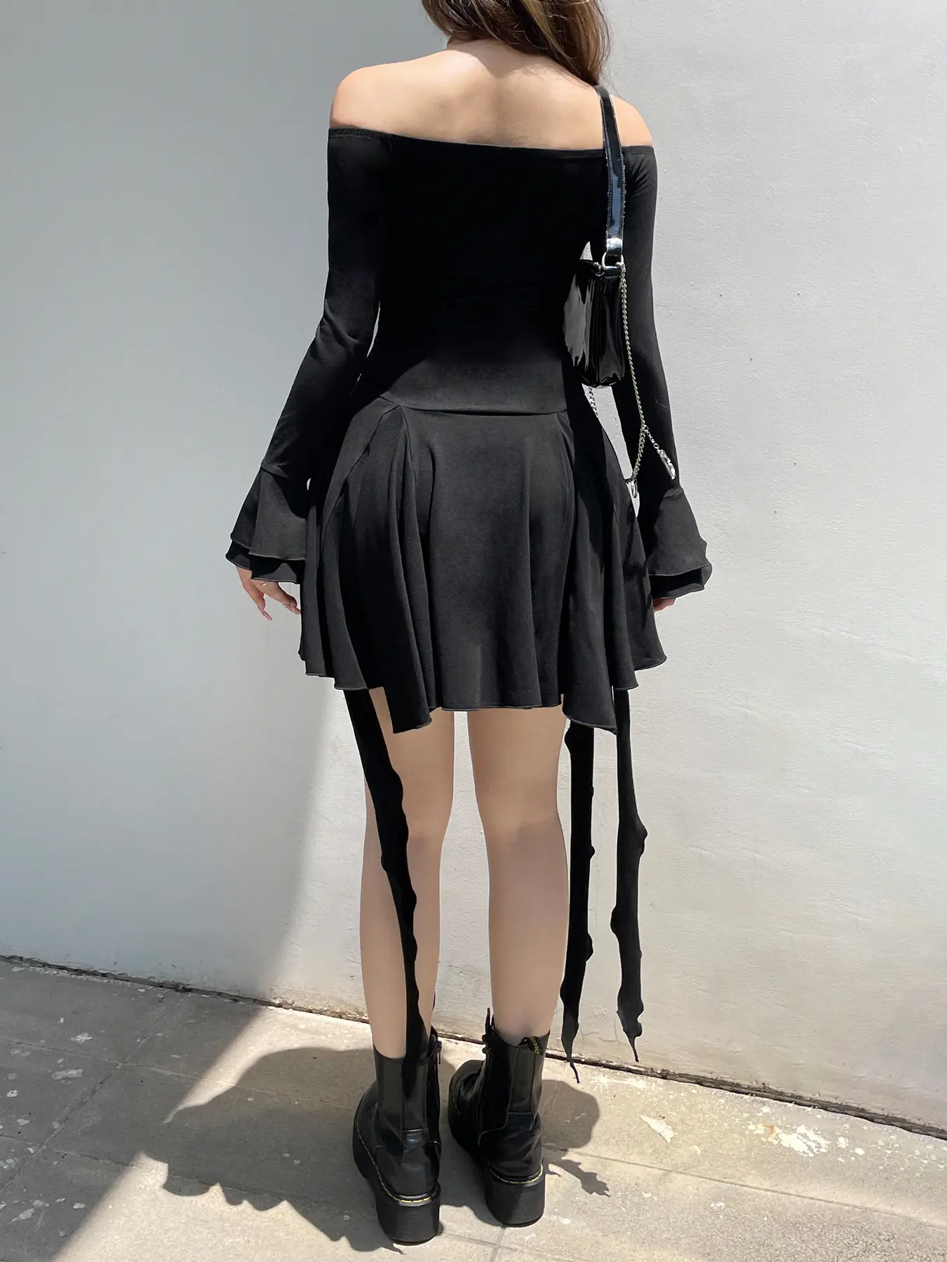 Rockmore Black Off Shoulder Party Short Dress Women Elegant Strapless Long Sleeve Mini Dress Grunge Streetwear Aesthetics Outfit