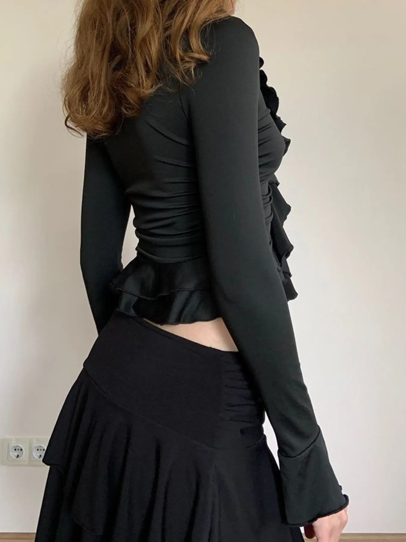 Rockmore Ruffles Frill V Neck Crop Tops Women Black Flare Sleeve T-Shirt Korean Fashion Casual Autumn Y2K Streetwear Slim Tee