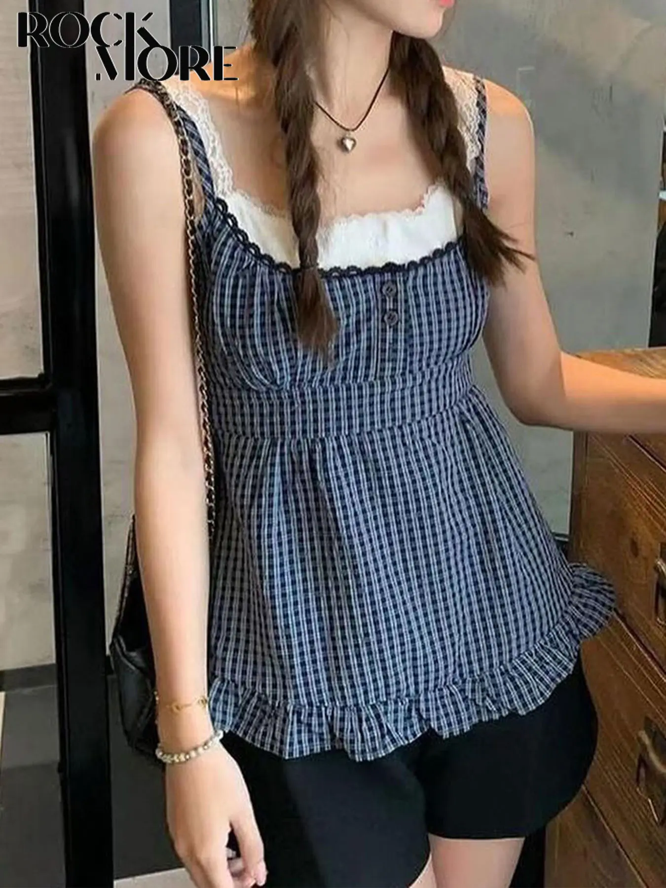 324