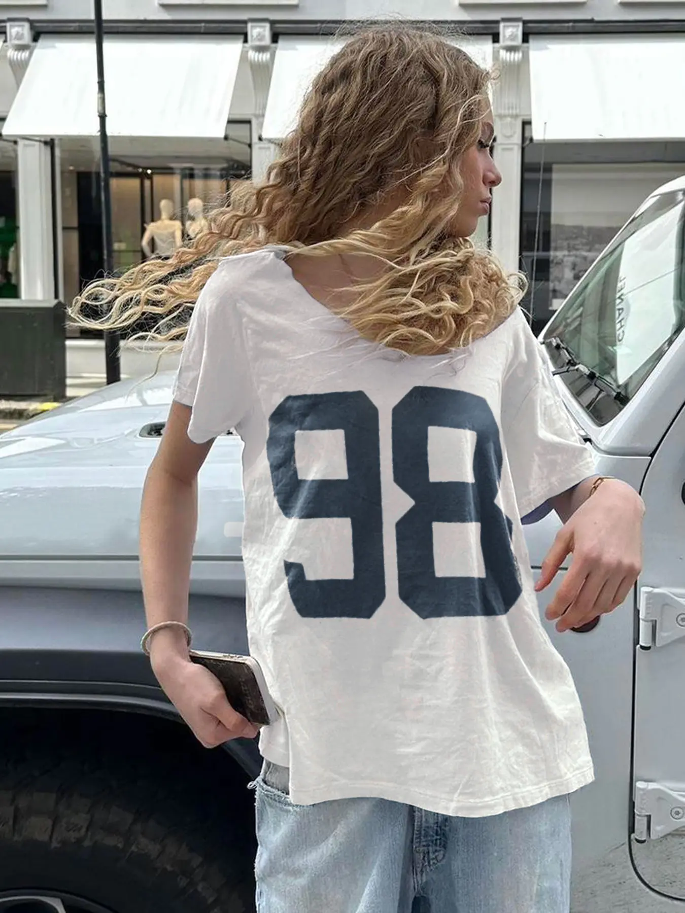 324