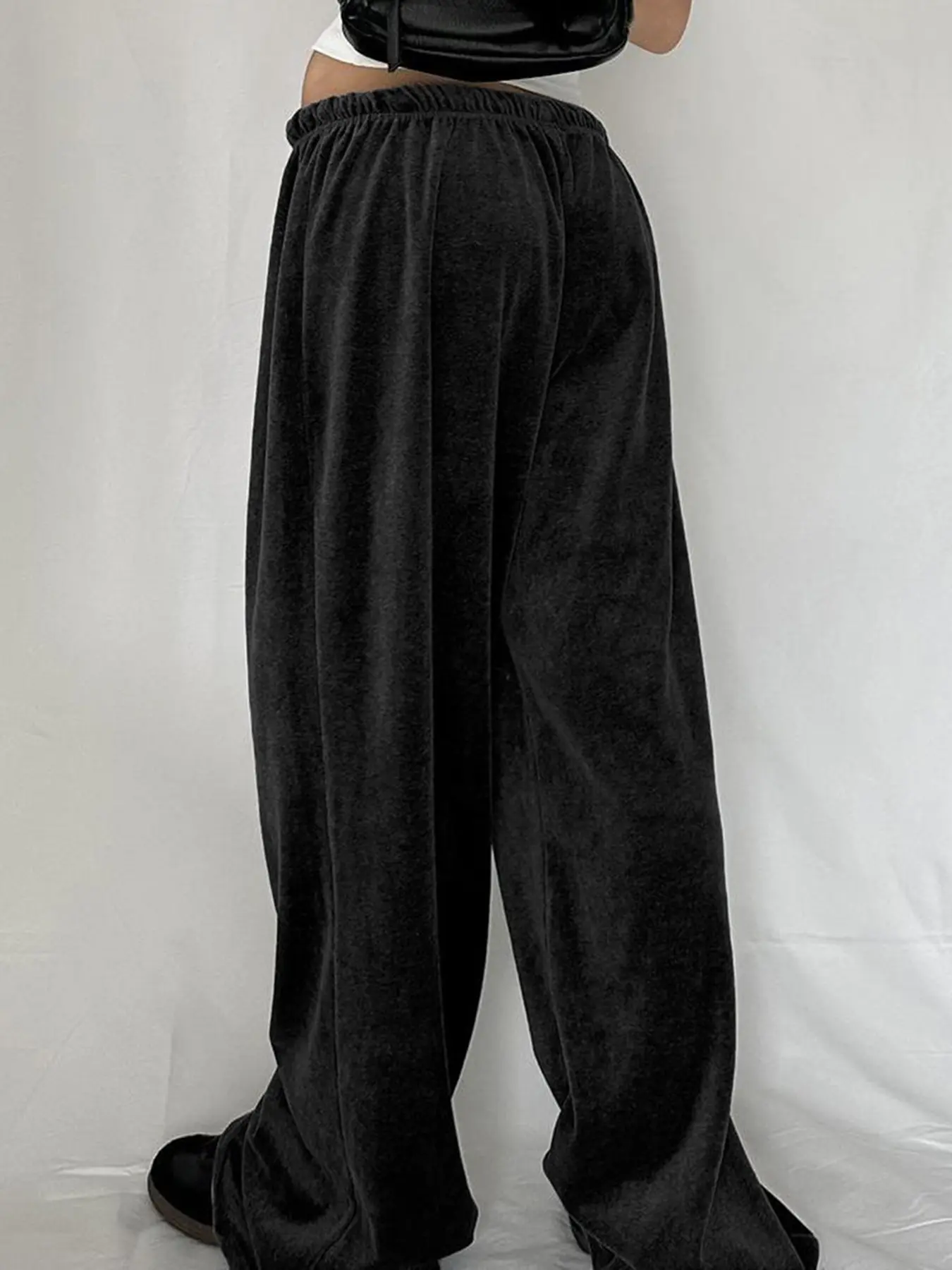 Rockmore Women's Black Velvet Straight-Leg Pants Vintage Streetwear Casual Loose Solid Trousers Autumn Winter Clothes All-match