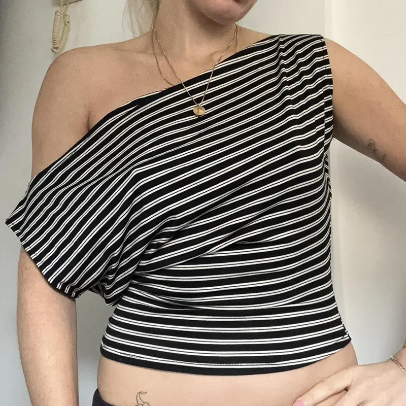 Rockmore Women's Striped Print T Shirt Asymmetrical Swing Collar Crop Tops Y2K Coquette Bat Sleeve T-shirt Ladies Summer Casual