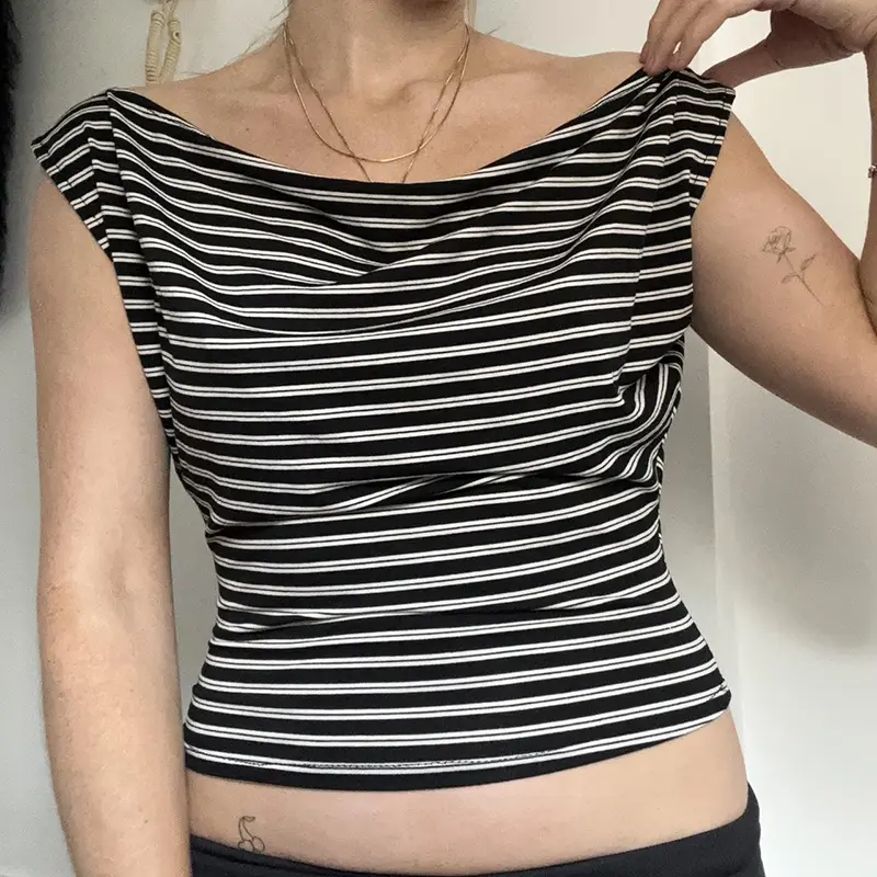 Rockmore Women's Striped Print T Shirt Asymmetrical Swing Collar Crop Tops Y2K Coquette Bat Sleeve T-shirt Ladies Summer Casual