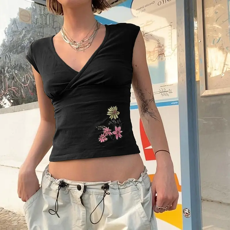 Rockmore Women's Floral Embroidery V Neck T Shirt Summer Vintage Casual Short Sleeve Crop Tops Y2K Coquette Slim T-shirt 2025