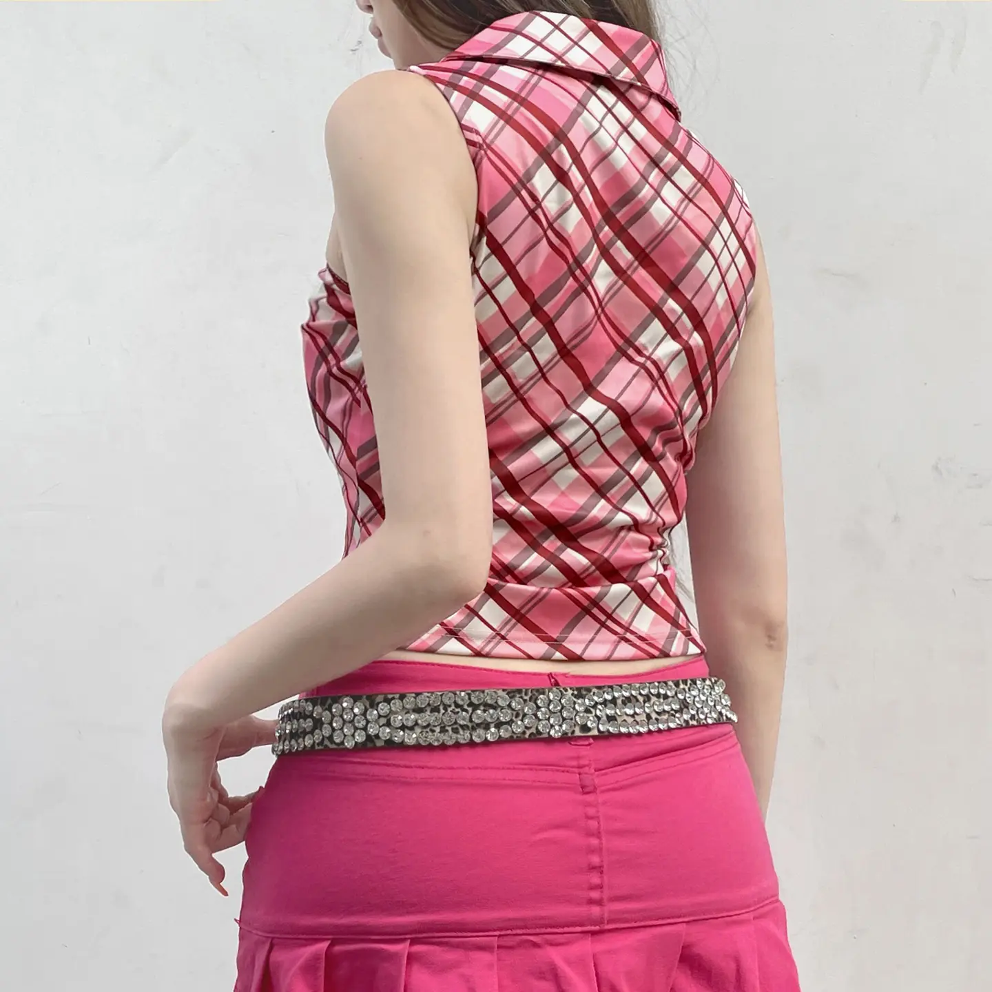 Rockmore Retro Plaid Crop Top with Sleeveless Design Y2K Aesthetic Backless Vest for Summer Fashionable Short Sleeveless Tanks