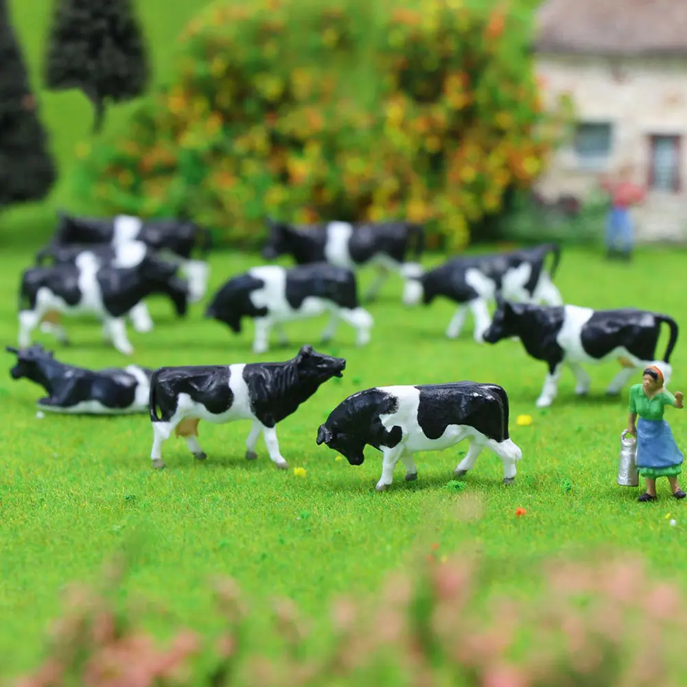 N Scale Cow Model Painted Plastic Random Style 1:150 1:150 Cow Black & White Cows Model Farm Animals Landscape