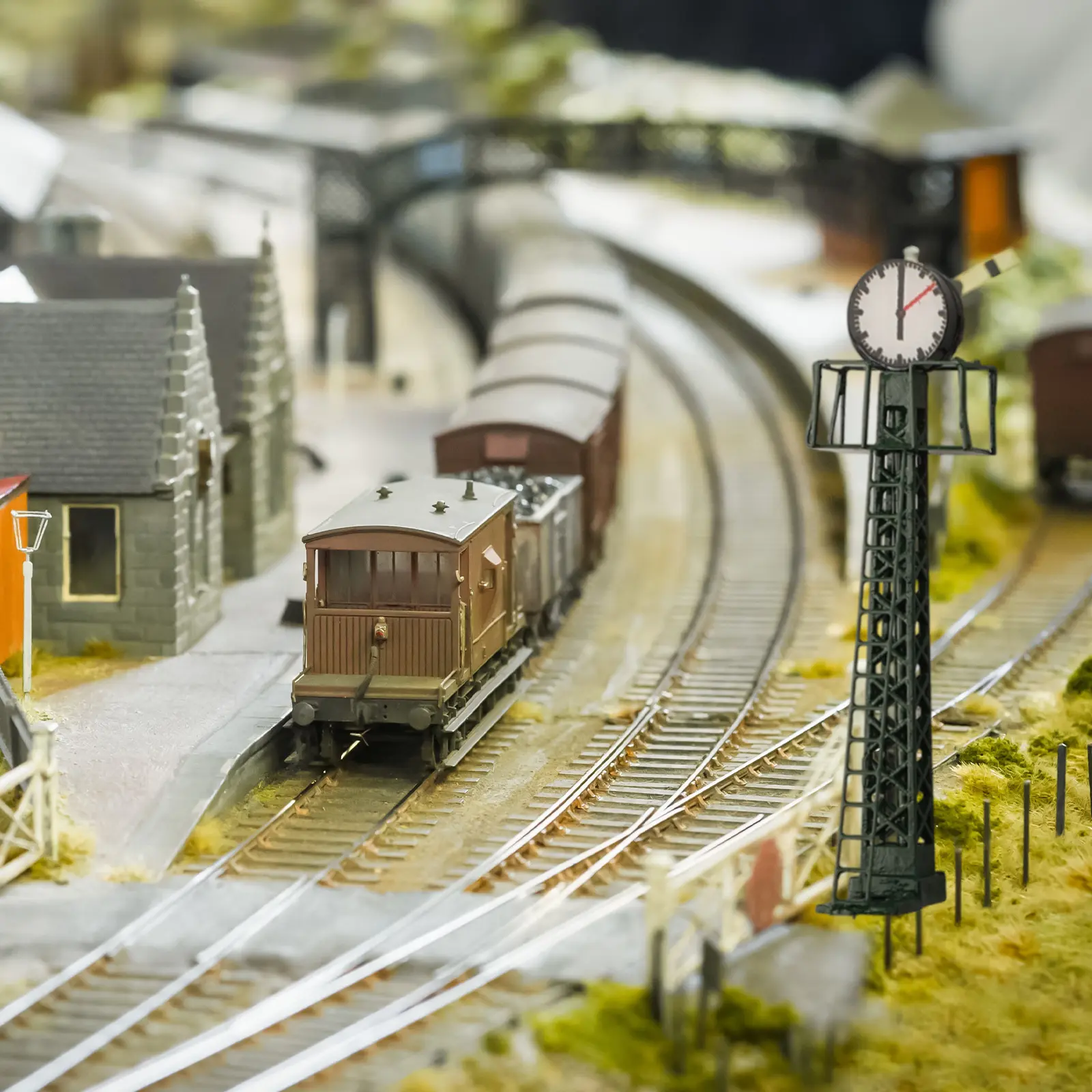 Railroad Lights Model Lamps Garden Lattice Mast Light Layout Metal Model For N Gauge For Rail & Building Layout