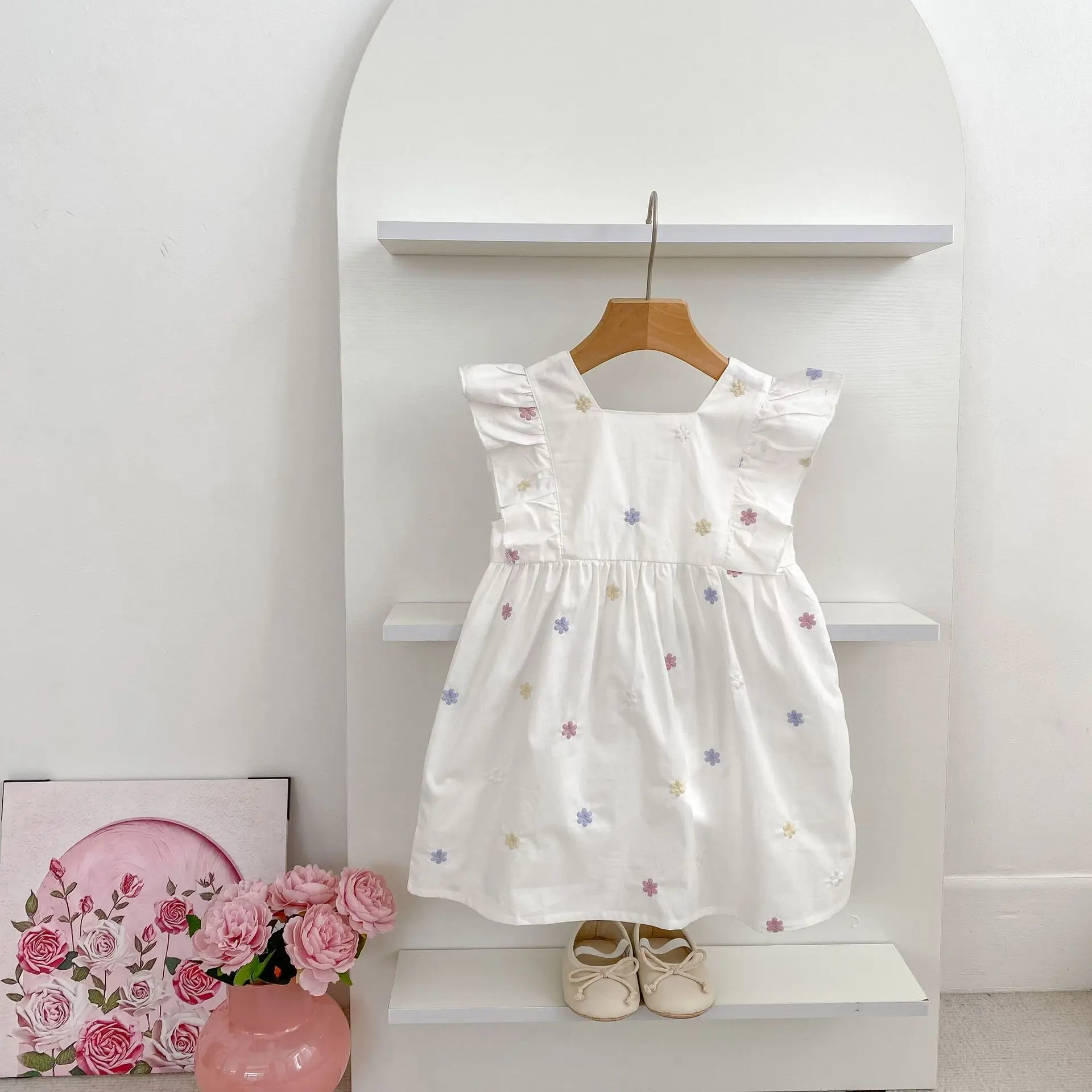 1-6Yrs Girls Fashion Embroidered Flower Dress Summer New Little Girls Toddler Princess Dresses Kids Flying Sleeves Party Clothes