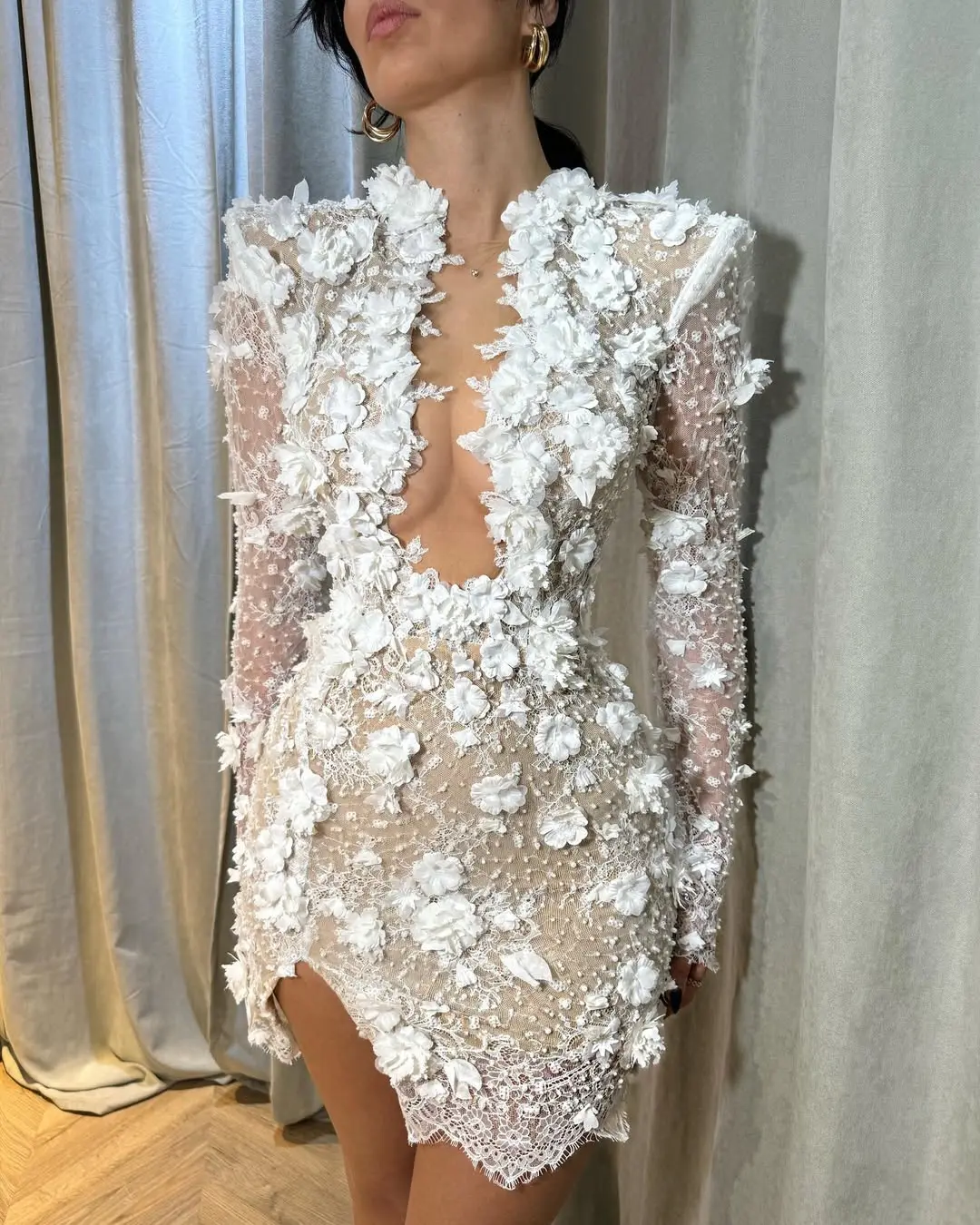 Women's Floral Lace Dress with Long Sleeves and Deep V Neckline Made of  Lace Material Perfect for Formal Occasions Wedding