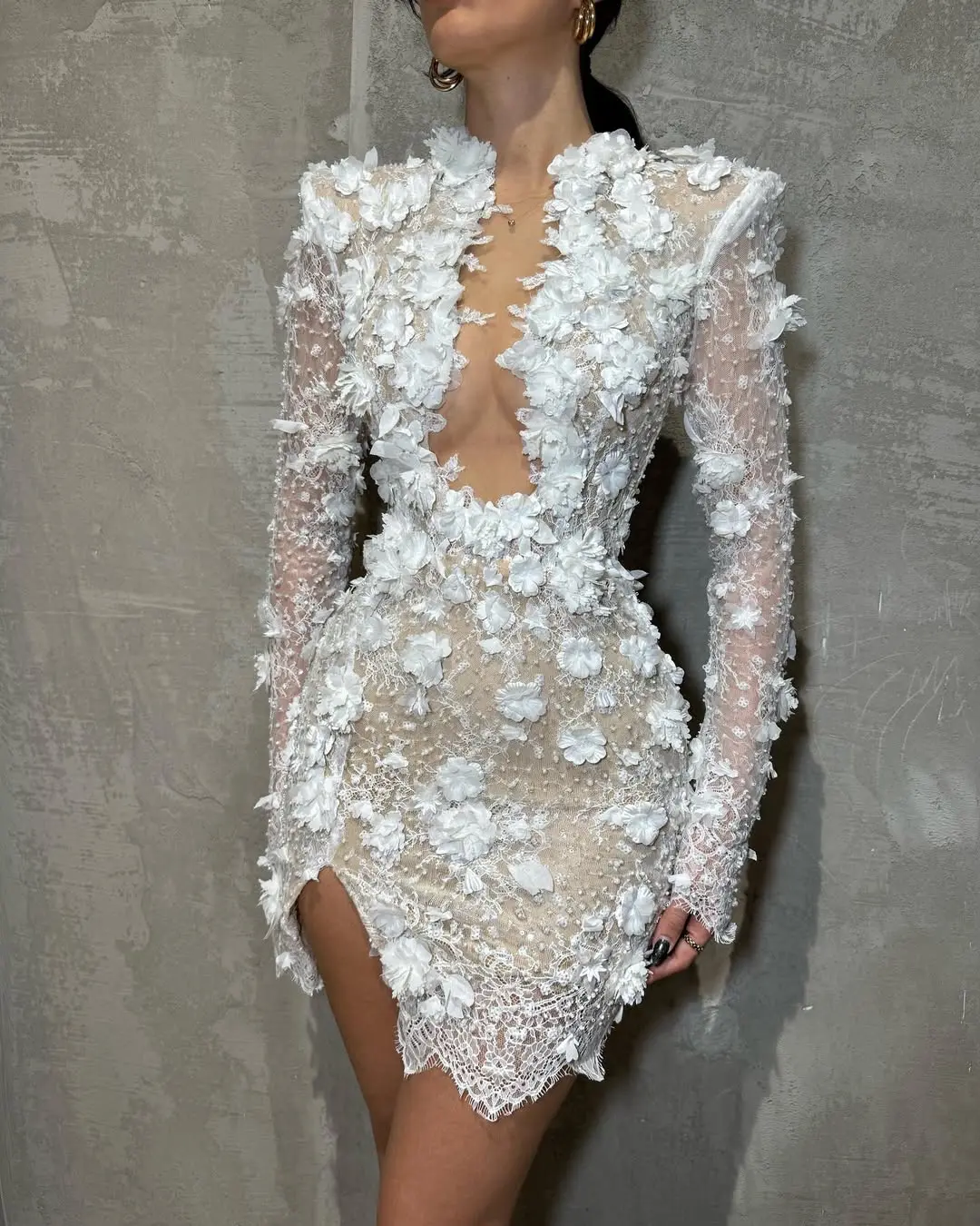 Women's Floral Lace Dress with Long Sleeves and Deep V Neckline Made of  Lace Material Perfect for Formal Occasions Wedding