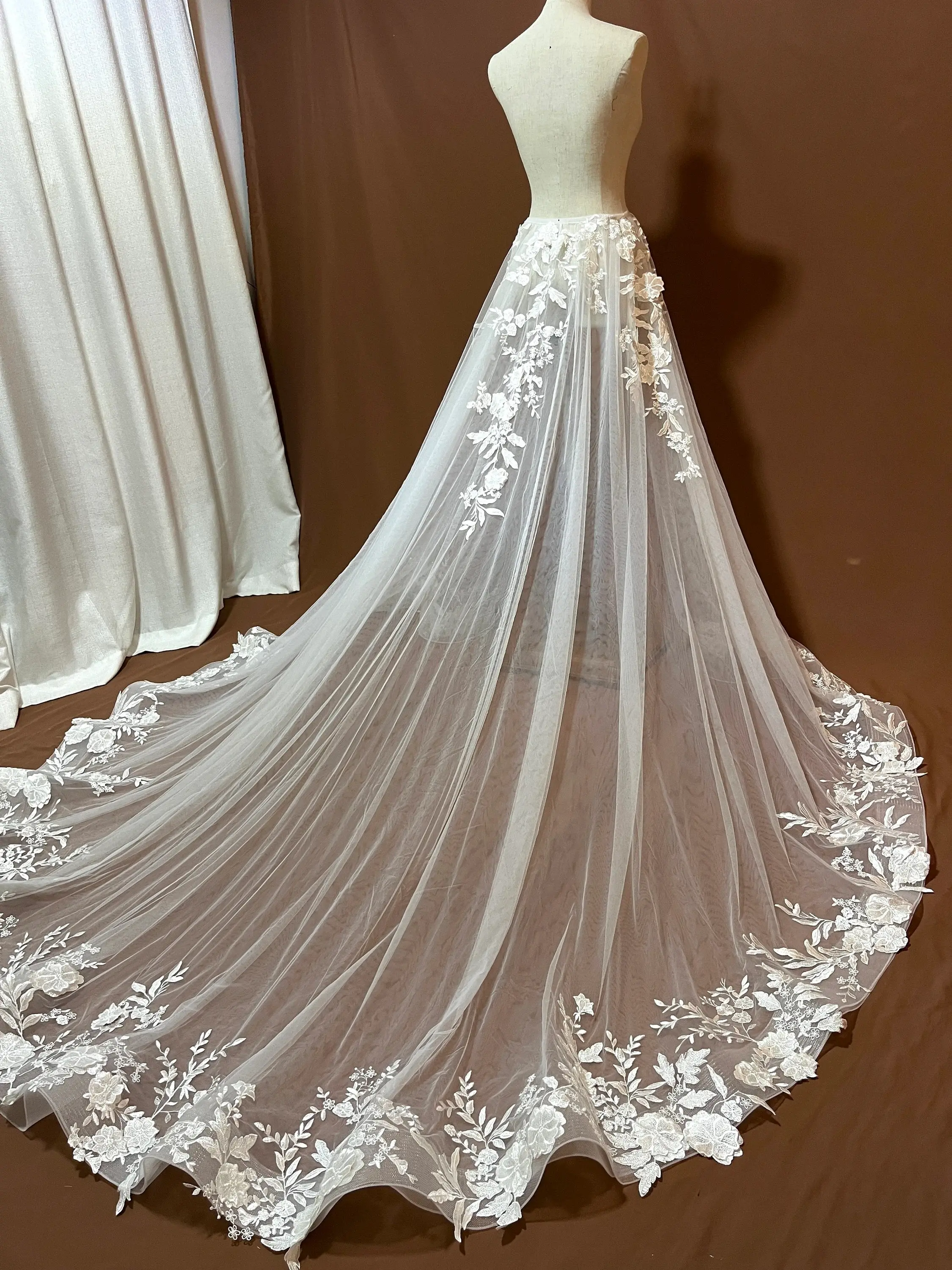 Bridal Removable Skirt For Wedding Dress Flowers Apppliques   Tulle Skirt Detachable Bridal Horsehair Overskirt 3D Flower  Train