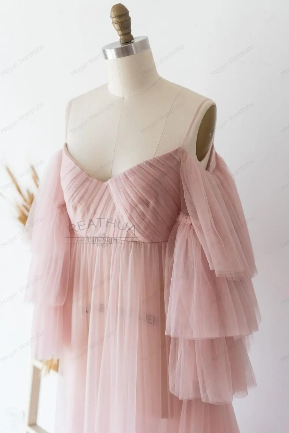 Sexy Tulle Maternity Dresses With Straples Long Sheer Tulle Maternity Robes Custom Made Layered Extraa Puffy Tulle Gowns