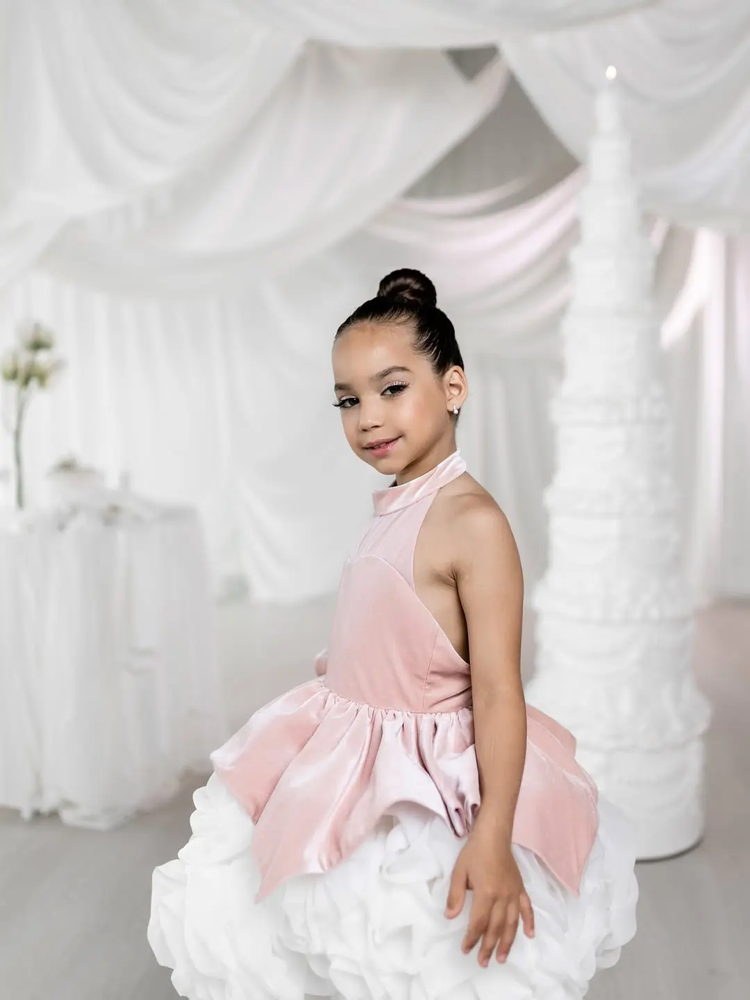 Girls Pink Velvet Flower Girl Dress with White Tulle Skirt for Wedding Party Special Occasion Children Clothing