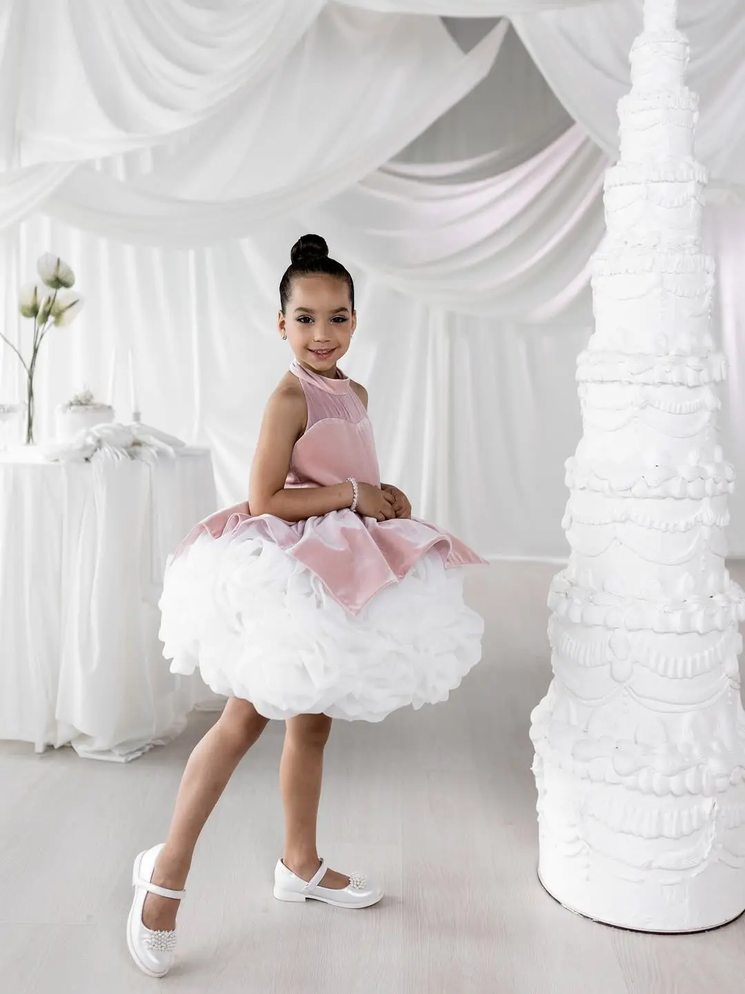 Girls Pink Velvet Flower Girl Dress with White Tulle Skirt for Wedding Party Special Occasion Children Clothing