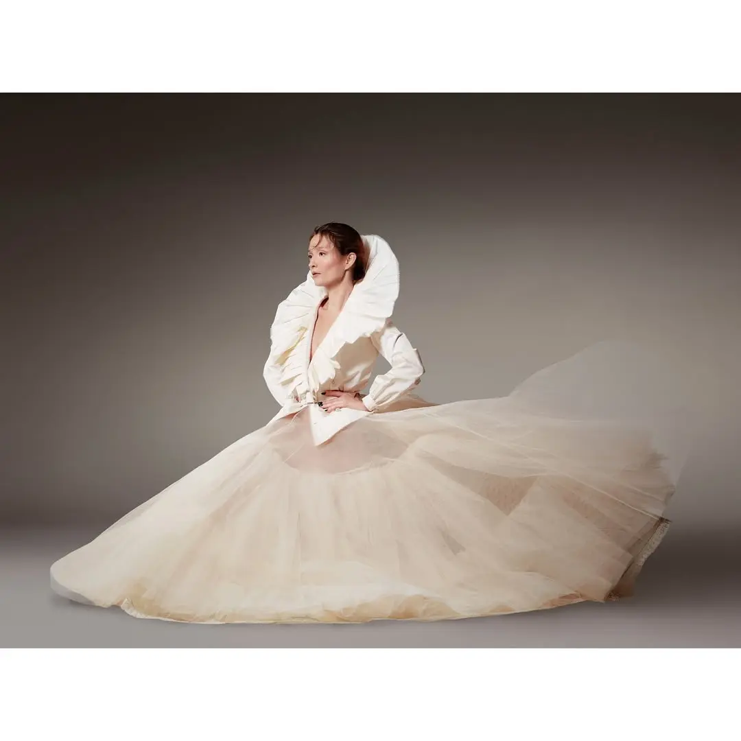 Extra Puffy A-line Floor Length Long Tulle Skirt For Wedding Ivory Layered Mesh Prom Party Skirts Fashion Lace Edge Bride Skirts