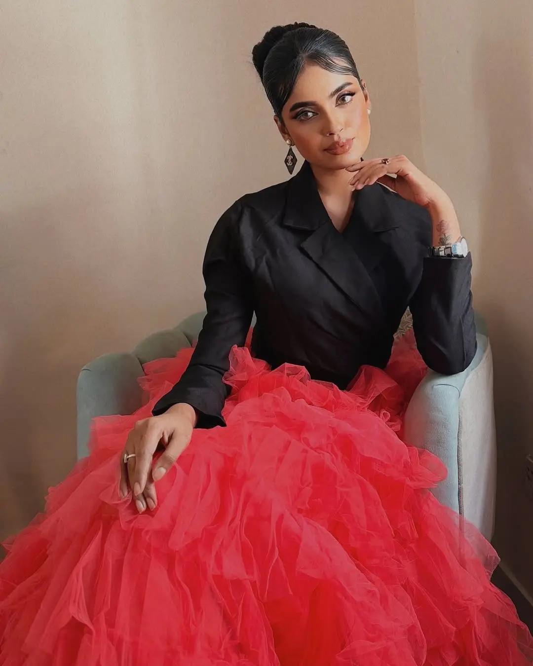 Tulle Ruffle Maxi Skirt High Waist Layered Tutu Skirt for Party Wedding Prom Evening Wear Fashionable Red Skirt Layered Tulle