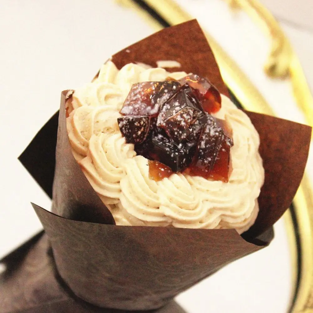 50pcs Greaseproof Paper Tray Cupcake Liners Cupcake Paper Tulip Baking Cups Cake Muffin Cups Bakeware Pastry Tools
