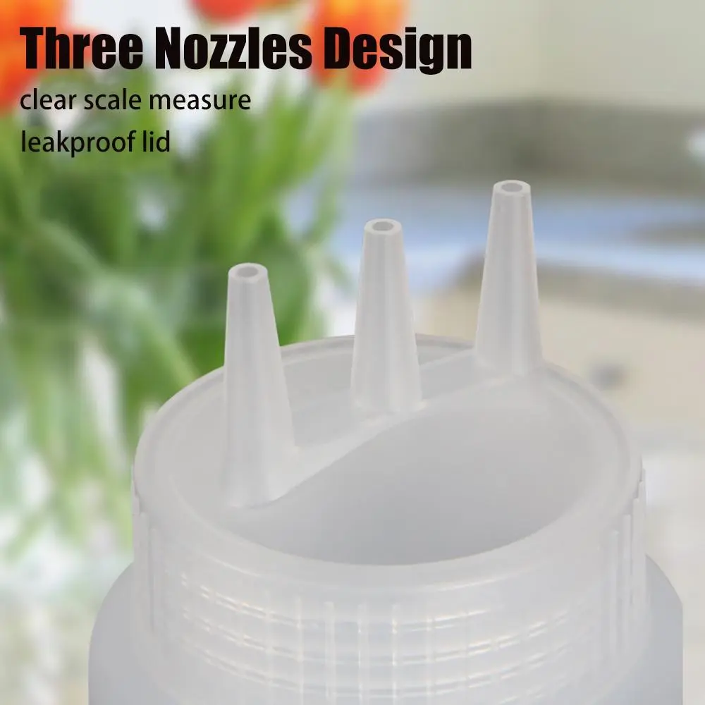 New Plastic Squeezing Sauce Bottle Graduated 3 Nozzles Gravy Boats Reusable Squeezable Squeeze Bottles