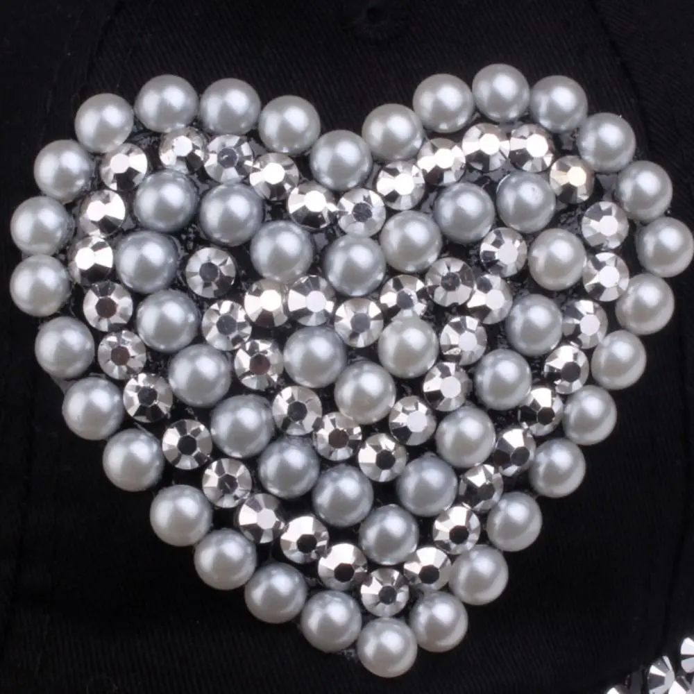 NEW Fashion Baseball Caps Women Man Adjustable Heart Shaped Rhinestones Studded Peaked Cap Hip Hop Hat Kids Cotton Baseball Caps