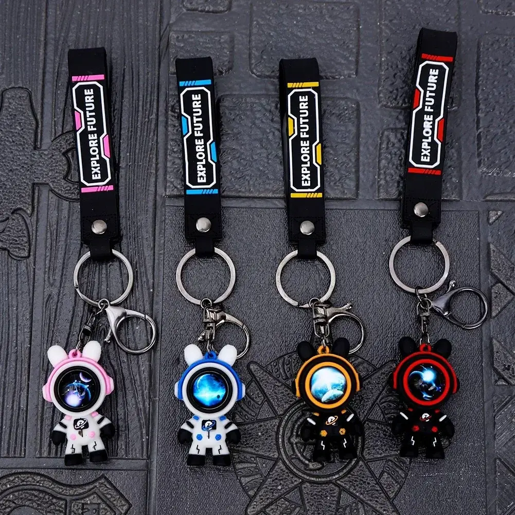 Lightning Bear Keychain Fashion Cartoon Cute Star Bear Astronaut Doll Bag Pendant Accessories Couple Jewelry Gifts Birthday