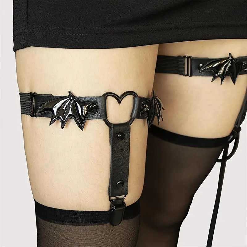 1Pair Women Gothic Heart Shape Thigh Garter Bat Wings Love Sock Clip Dark Punk Style Female Elastic Adjustable garter Strap Cos