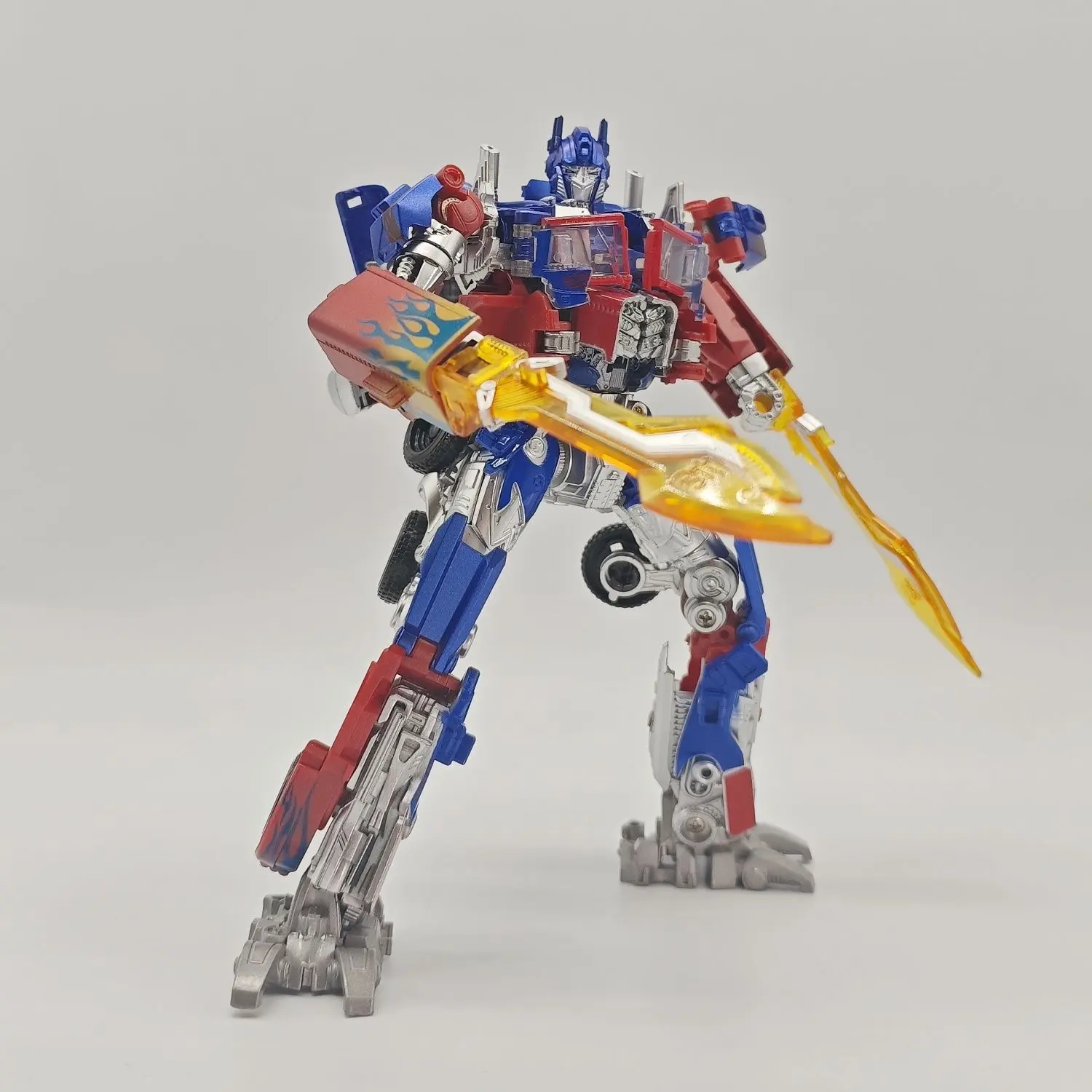 Baiwei Optimus Commander Robot TW1022 Transformation Toys OP Commander Model TW1022EX Deformation Action Figure