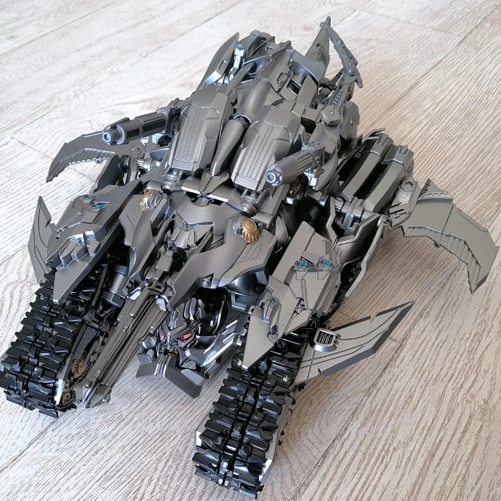 Robot BMB Galvatron LS06 Transformation Toys Mgtron Model LS-06 Tank Deformation Action Figure Ls06